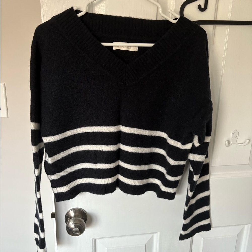 NWOT Abercrombie & Fitch Merino Wool Sweater